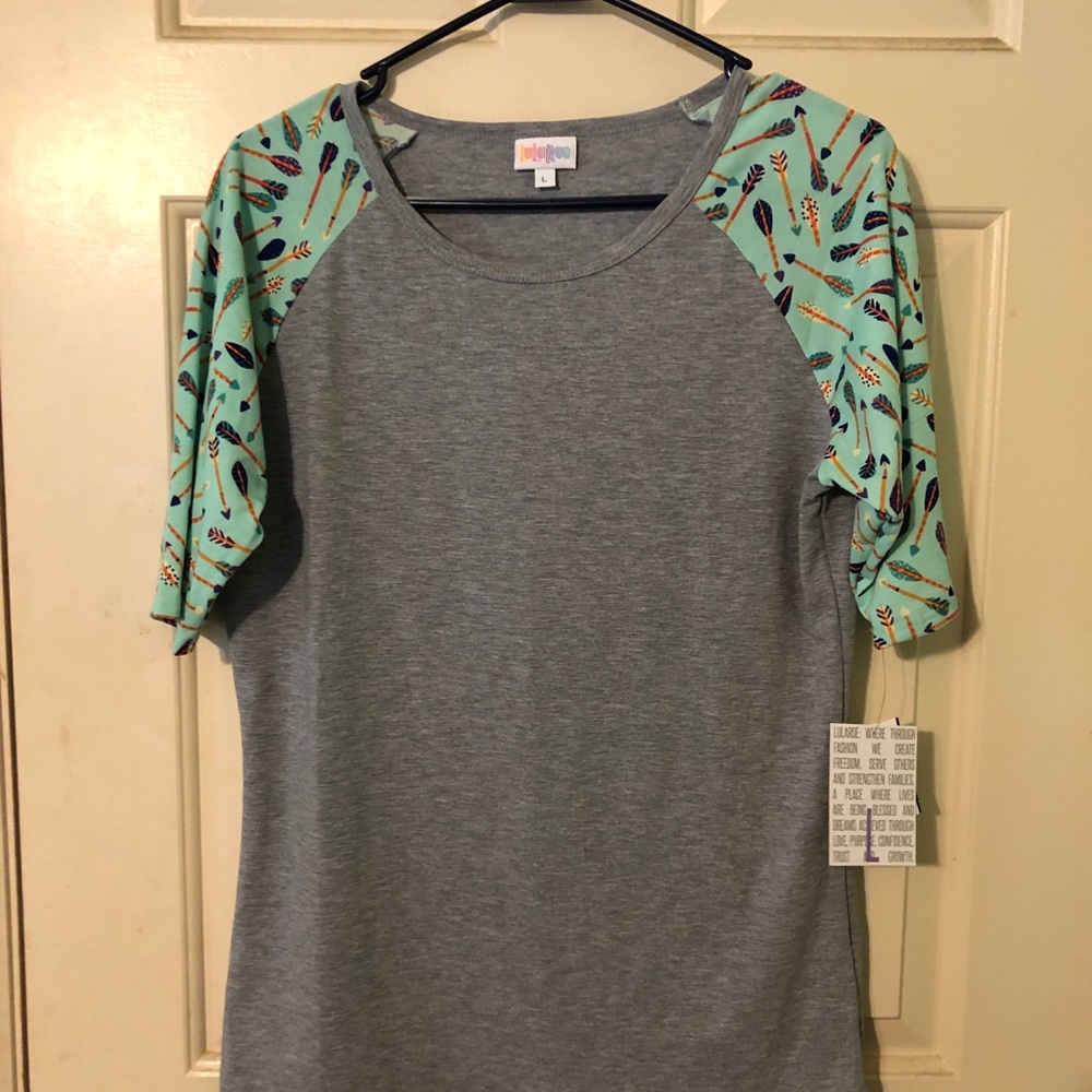 NWT Lula Roe Gigi